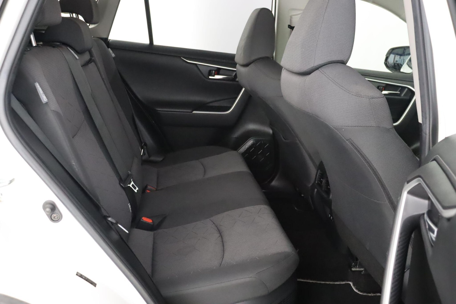 Used Toyota RAV4 2021 for sale - 76573358: Photo 15