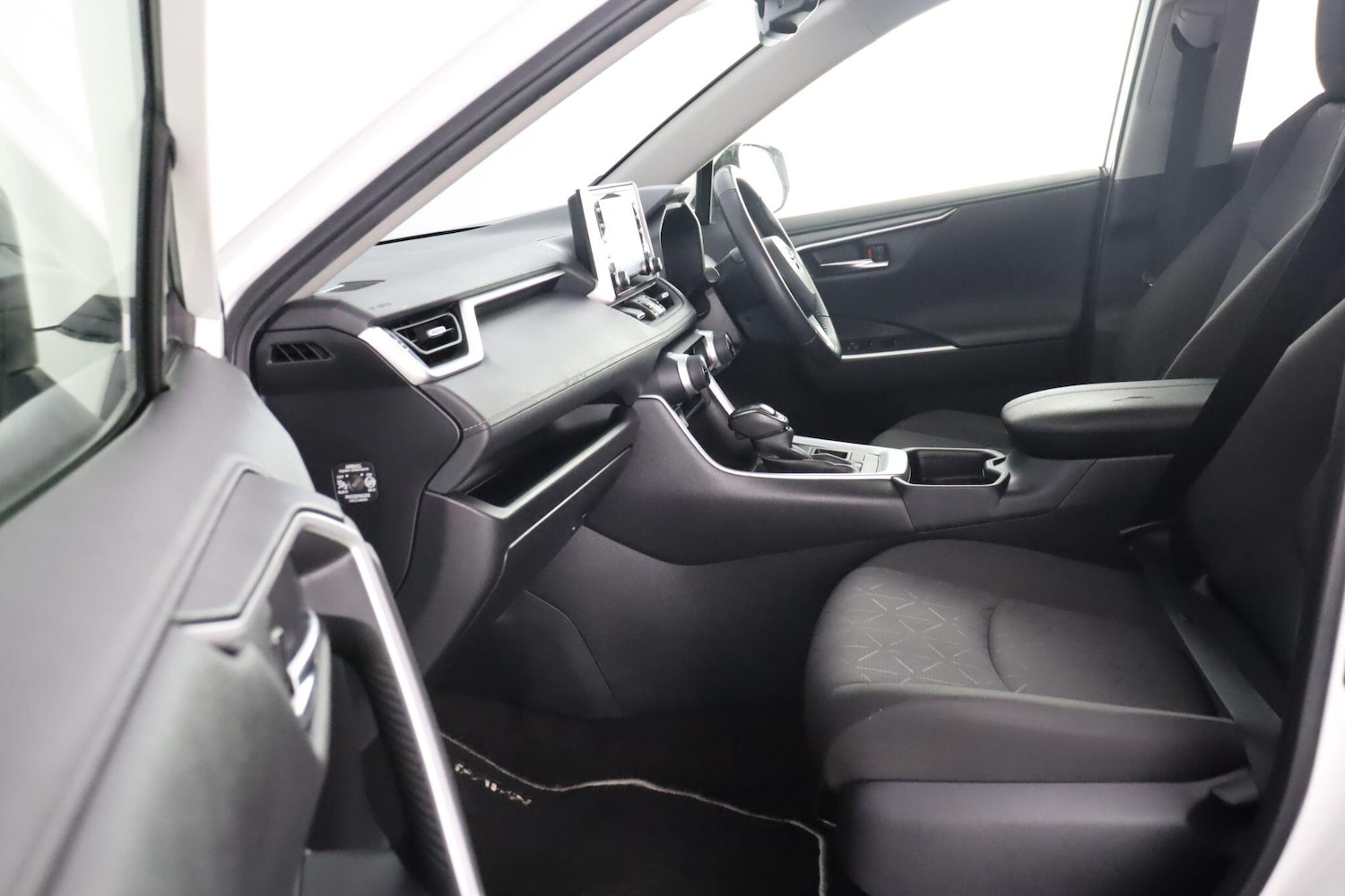 Used Toyota RAV4 2021 for sale - 76573358: Photo 16