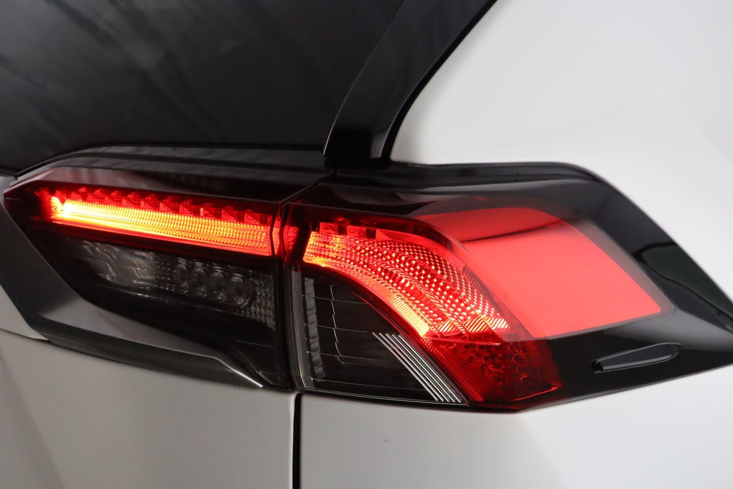 Used Toyota RAV4 2021 for sale - 76573358: Photo 25