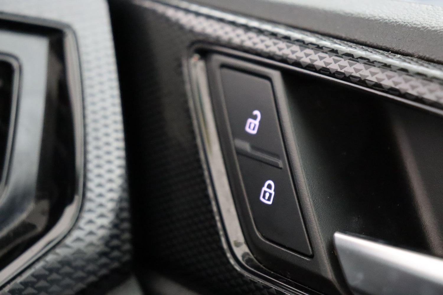 Used Volkswagen Polo 2023 for sale - 77425406: Photo 18