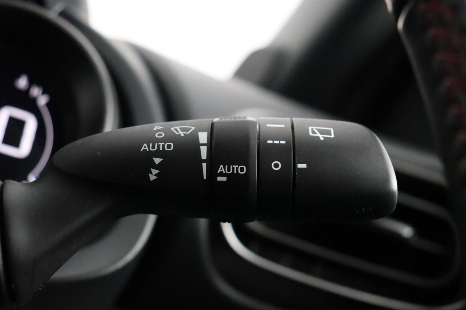 Used Toyota Yaris 2023 for sale - 78034963: Photo 20