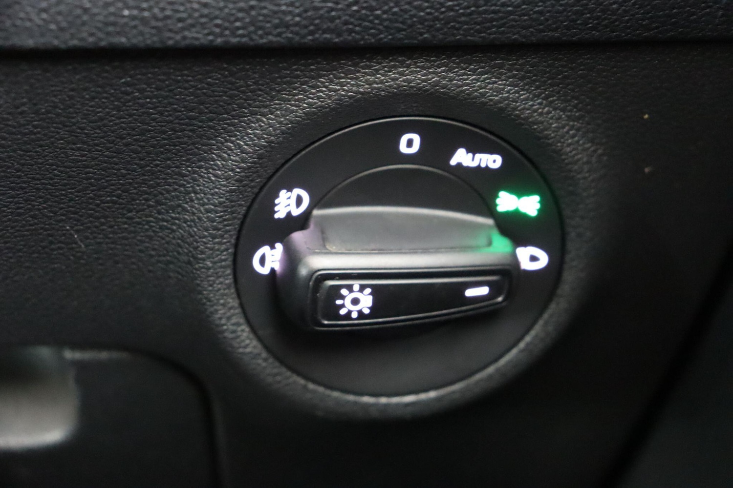 Used Skoda Karoq 2021 for sale - 77424669: Photo 18