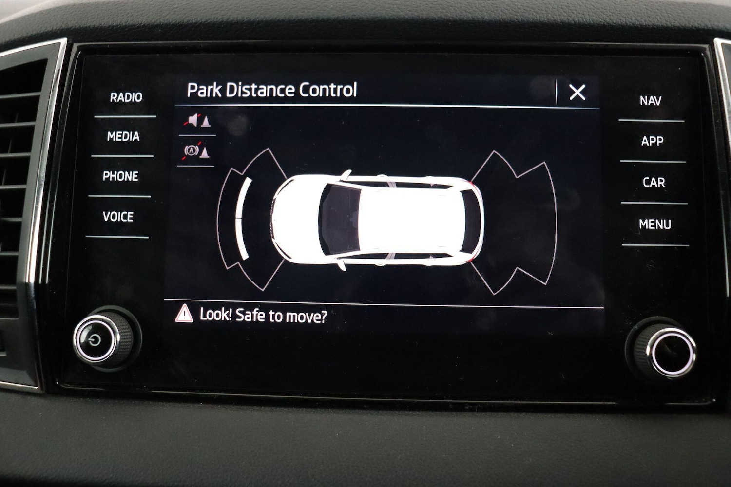 Used Skoda Karoq 2021 for sale - 77424669: Photo 41