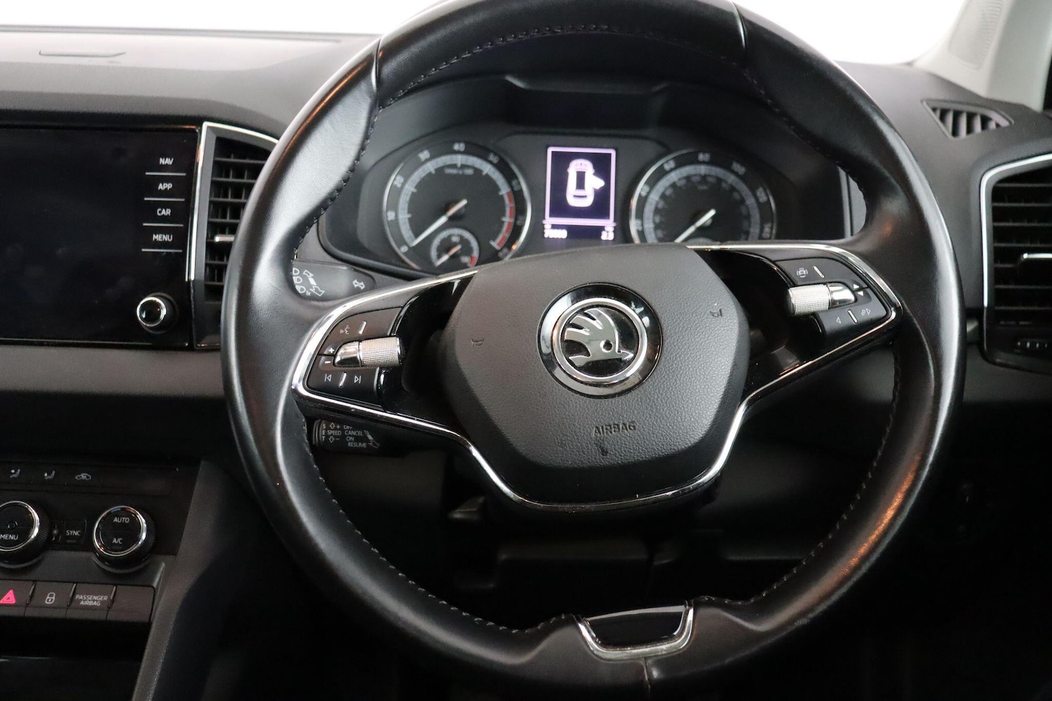 Used Skoda Karoq 2021 for sale - 77424669: Photo 9