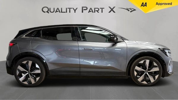 Used Renault Megane E Tech 2024 for sale - 74921595: Photo 2