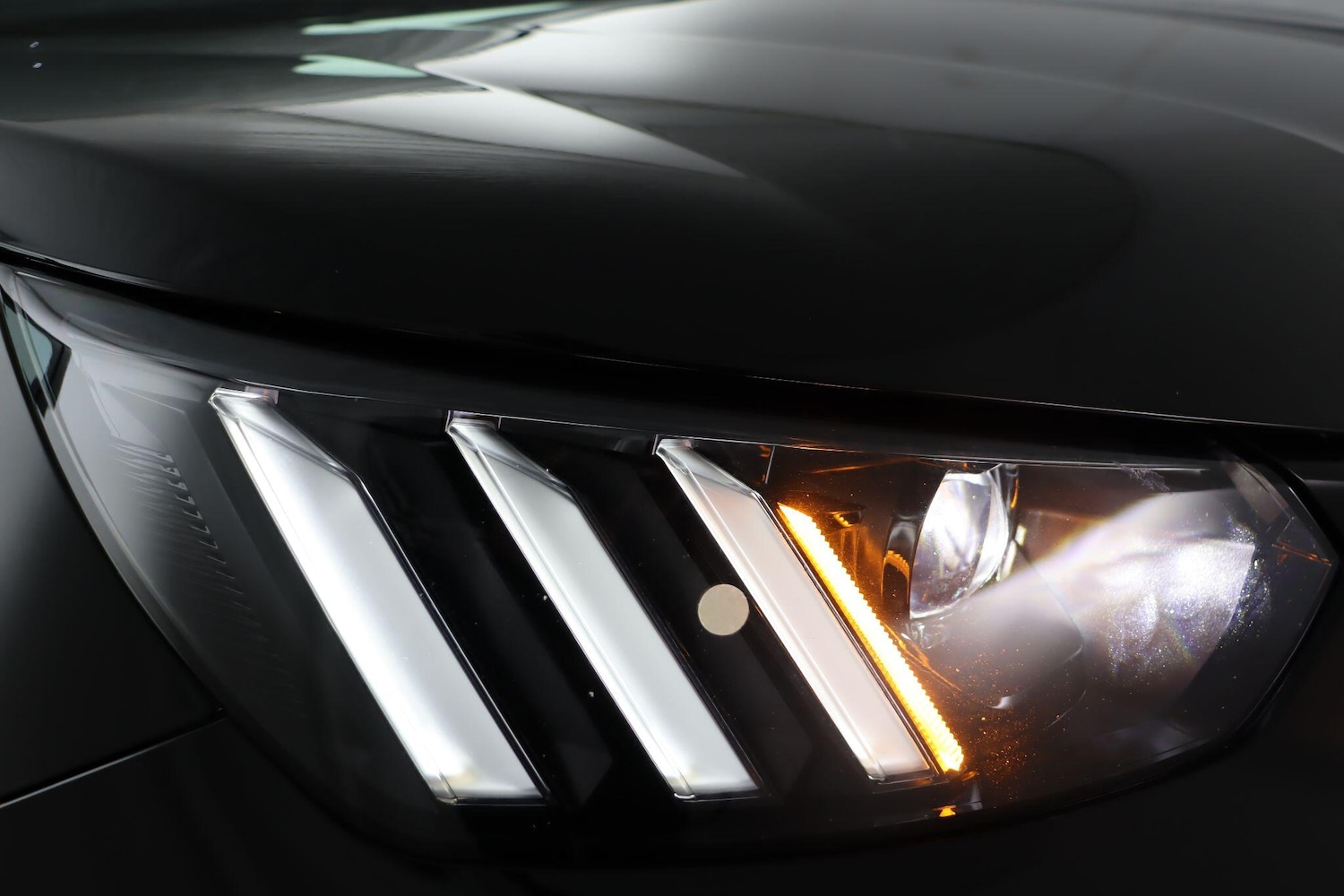 Used Peugeot 2008 2023 for sale - 78184213: Photo 27