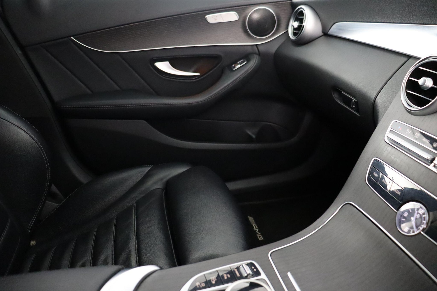 Used Mercedes-Benz C Class 2021 for sale - 76899630: Photo 15