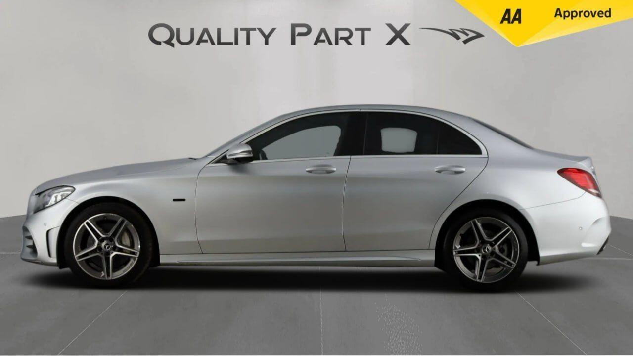 Used Mercedes-Benz C Class 2021 for sale - 76899630: Photo 4
