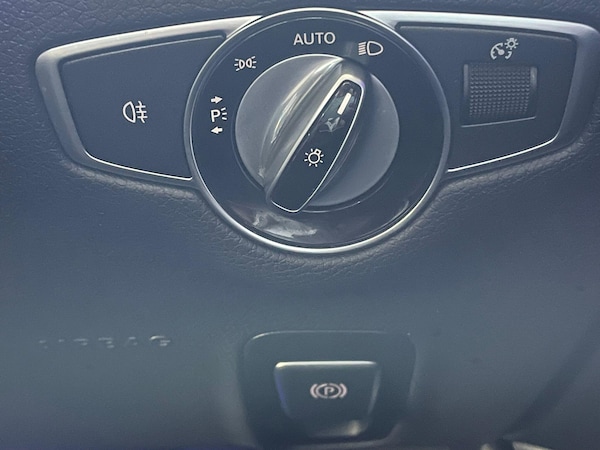 Used Mercedes-Benz E-Class 2020 for sale - 76136193: Photo 20