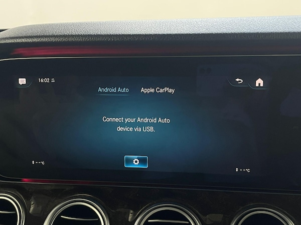 Used Mercedes-Benz E-Class 2020 for sale - 76136193: Photo 45