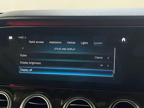 Used Mercedes-Benz E-Class 2020 for sale - 76136193: Photo 49