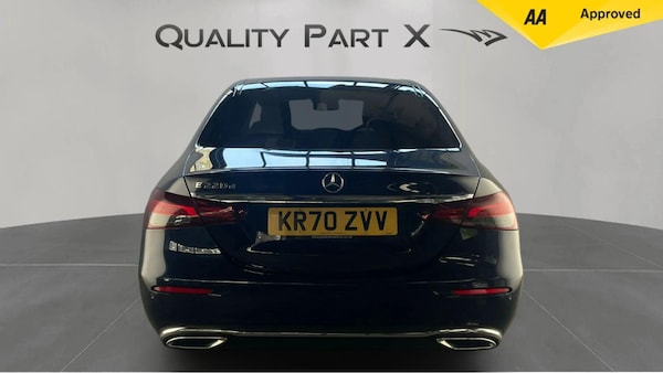 Used Mercedes-Benz E-Class 2020 for sale - 76136193: Photo 4