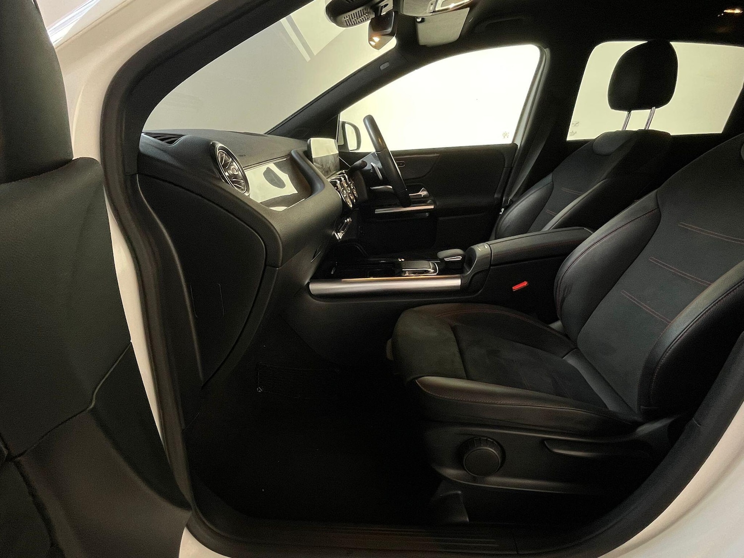 Used Mercedes-Benz B Class 2019 for sale - 76151205: Photo 12