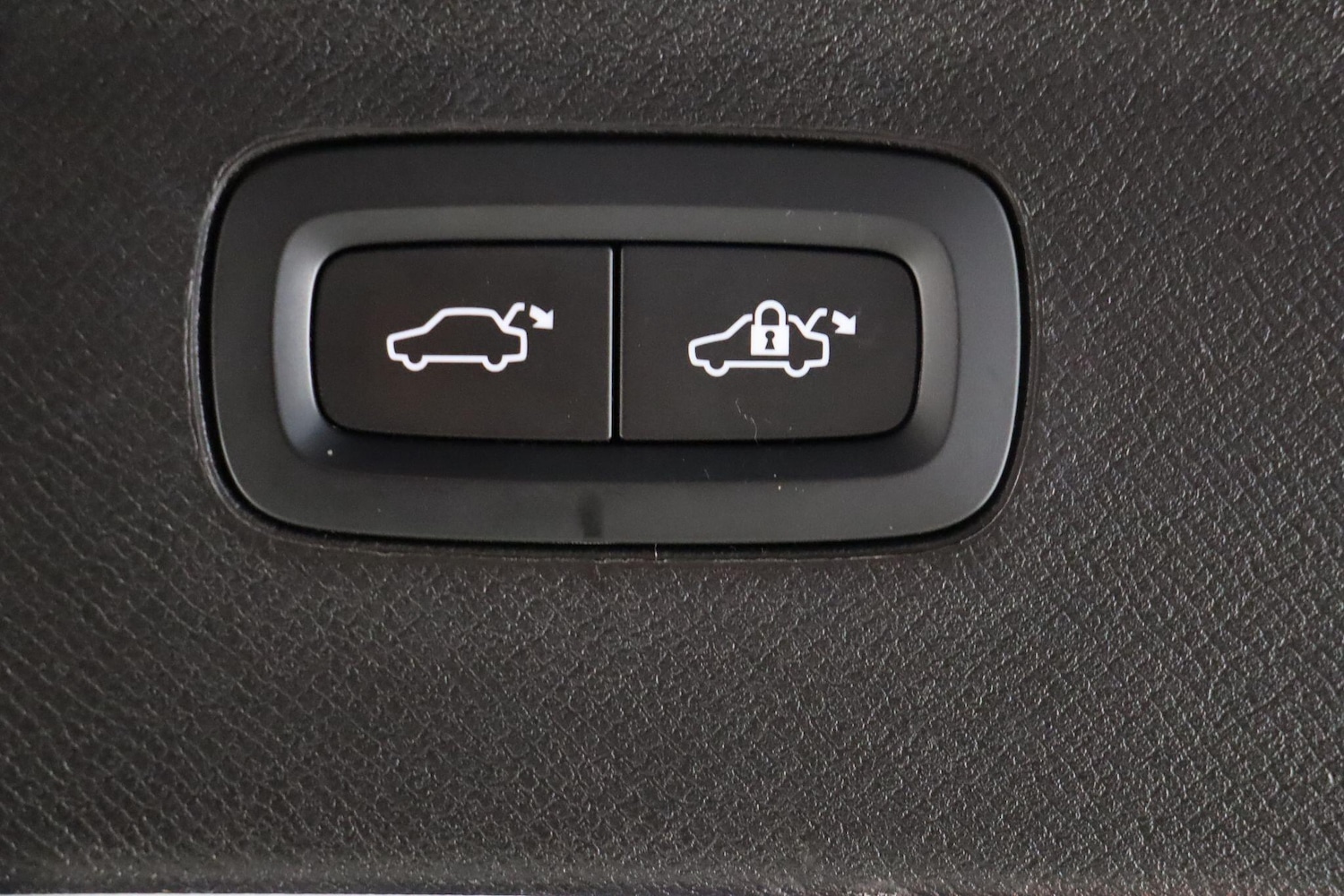 Used Volvo XC90 2021 for sale - 77958538: Photo 32