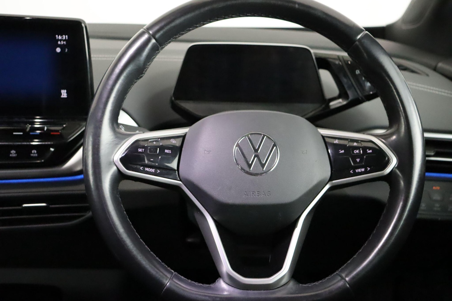 Used Volkswagen ID.4 2022 for sale - 77386332: Photo 9