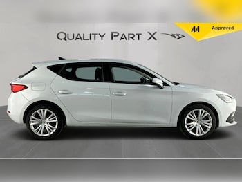 Used SEAT Leon 2023 for sale - 75623732: Photo