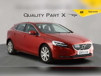 Used Volvo V40 2019 for sale - 78840130: Photo