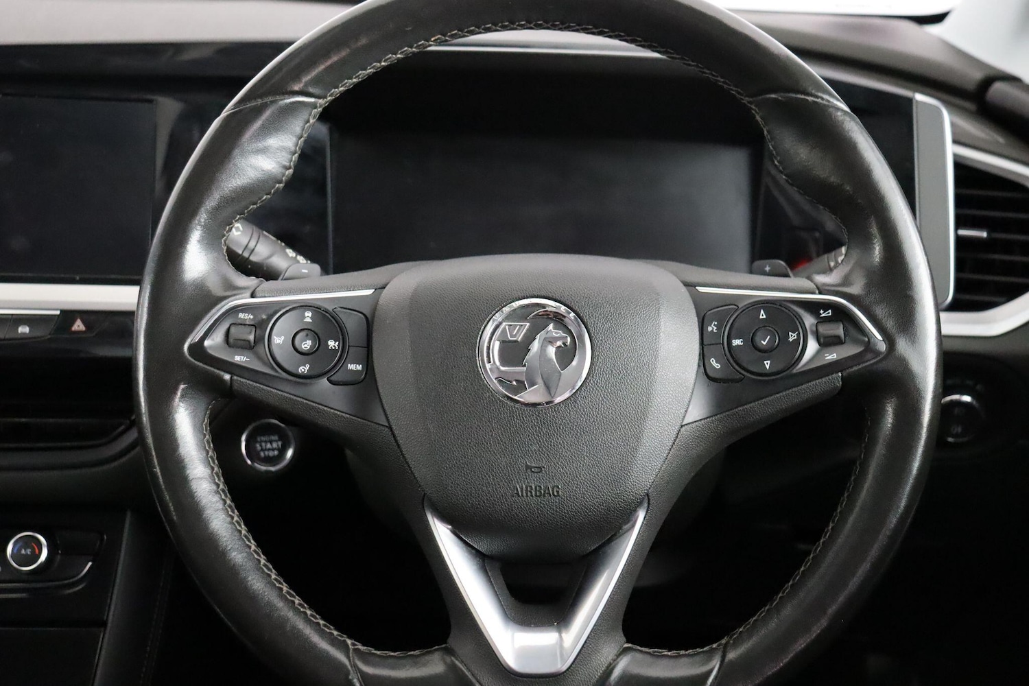 Used Vauxhall Grandland 2023 for sale - 77854044: Photo 9