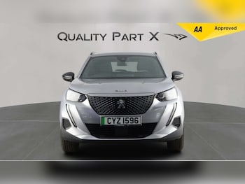 Used Peugeot E-2008 2023 for sale - 79432729: Photo
