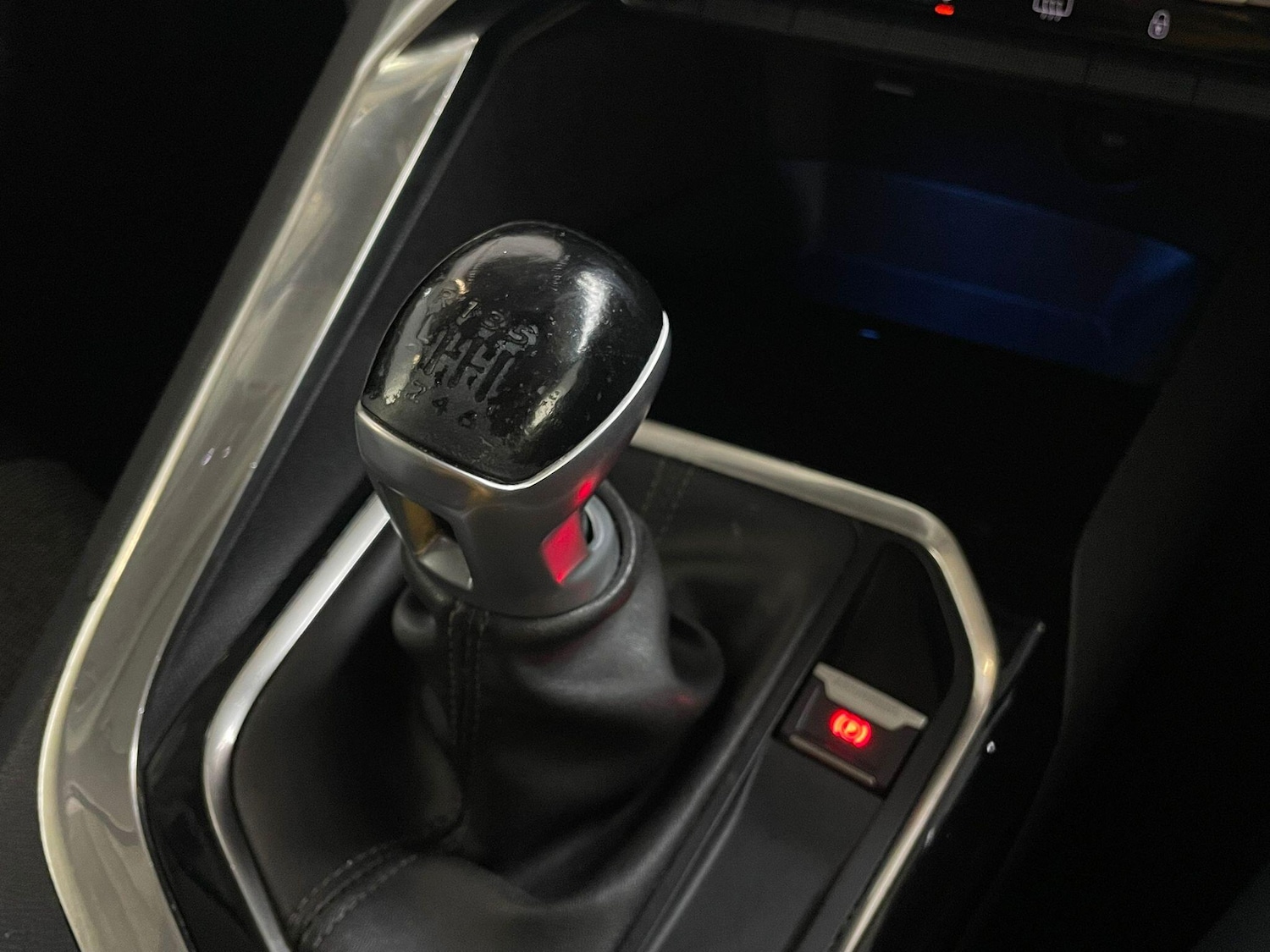 Used Peugeot 5008 2018 for sale - 77021248: Photo 17