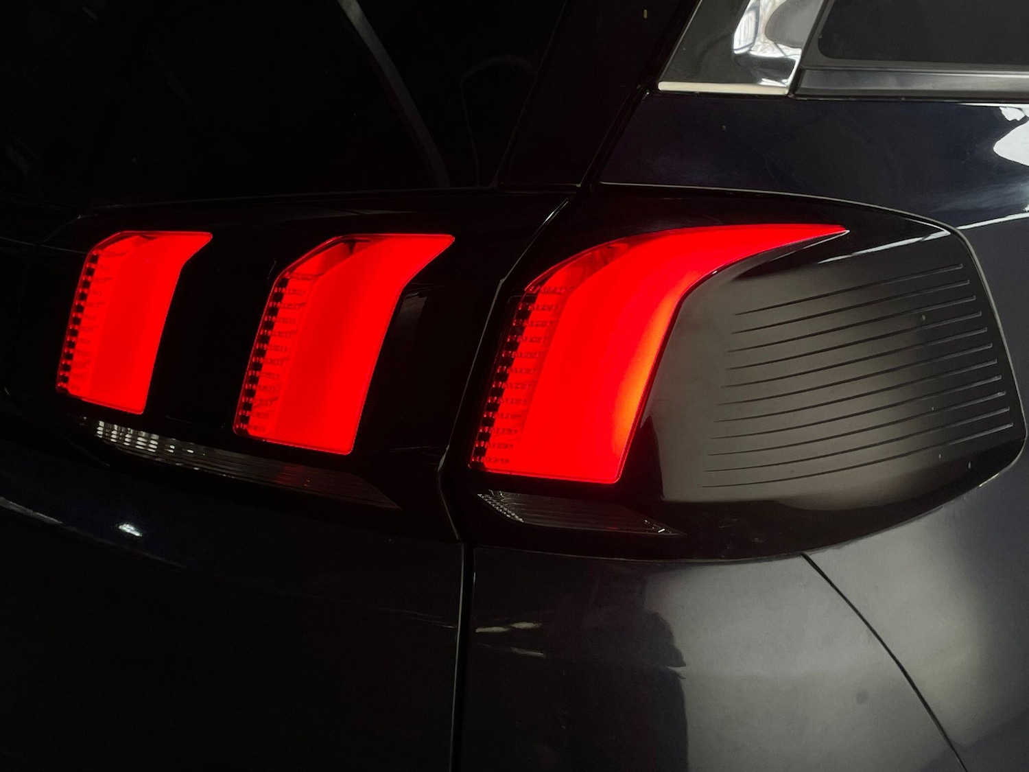 Used Peugeot 5008 2018 for sale - 77021248: Photo 25