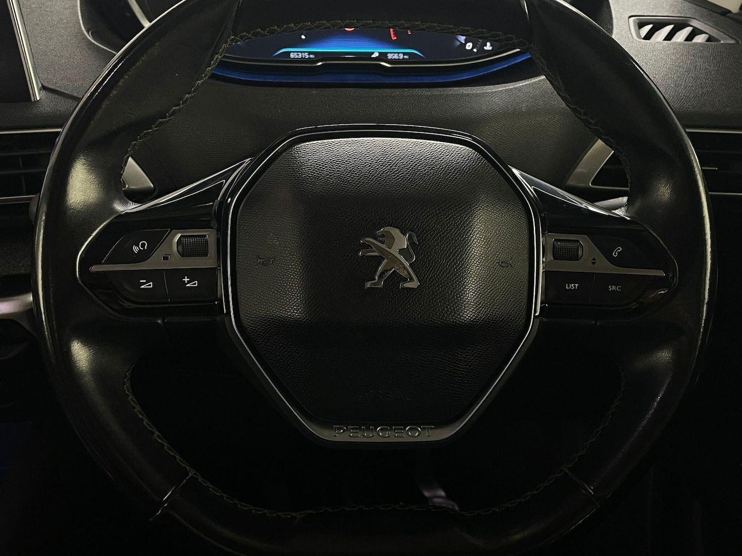 Used Peugeot 5008 2018 for sale - 77021248: Photo 9