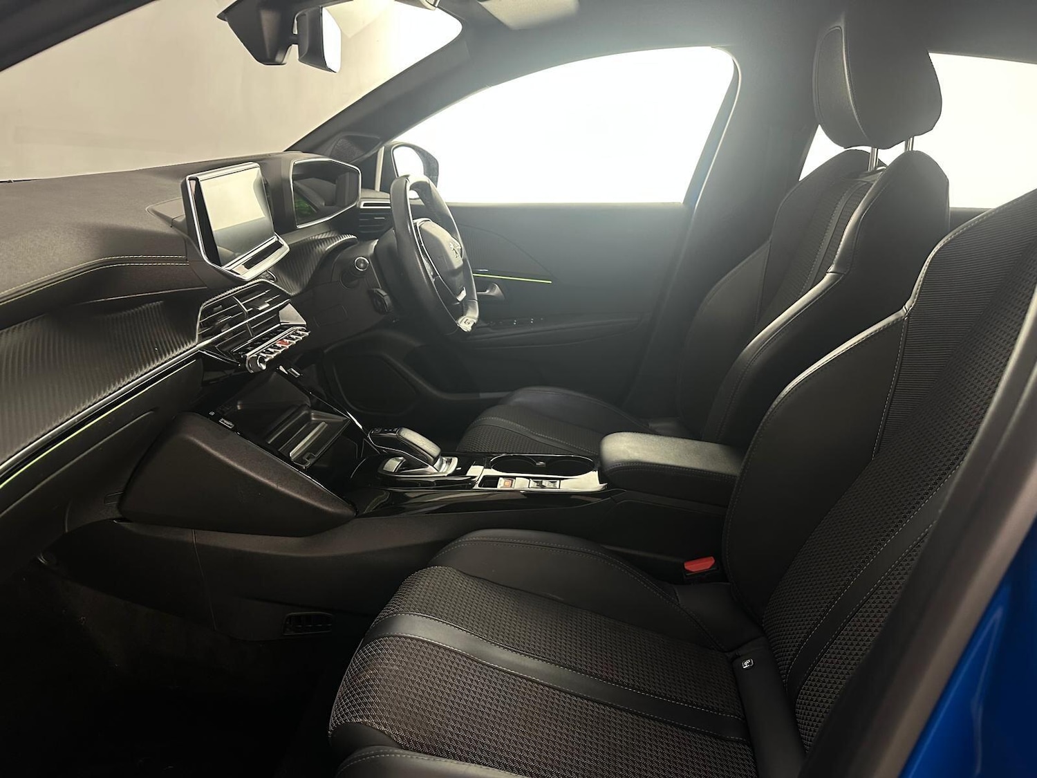 Used Peugeot E-208 2021 for sale - 76432667: Photo 12