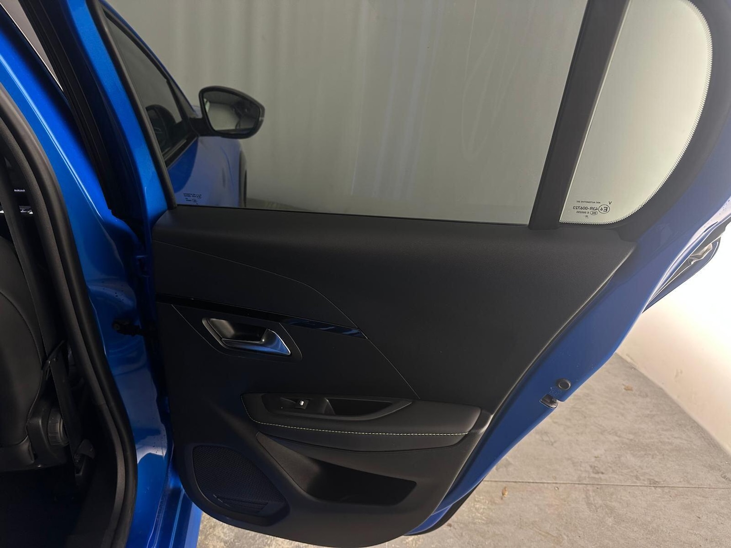 Used Peugeot E-208 2021 for sale - 76432667: Photo 26