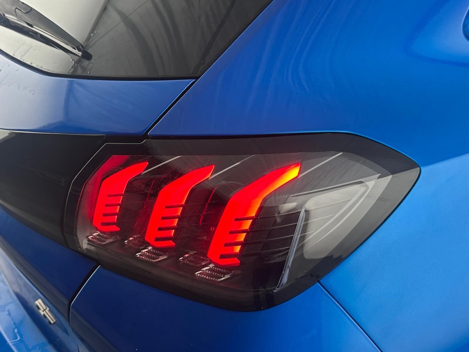 Used Peugeot E-208 2021 for sale - 76432667: Photo 31