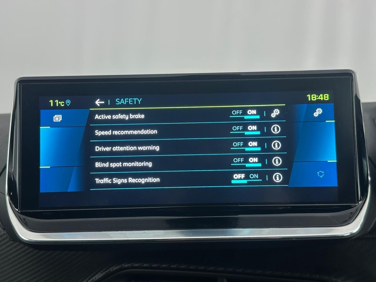 Used Peugeot E-208 2021 for sale - 76432667: Photo 43