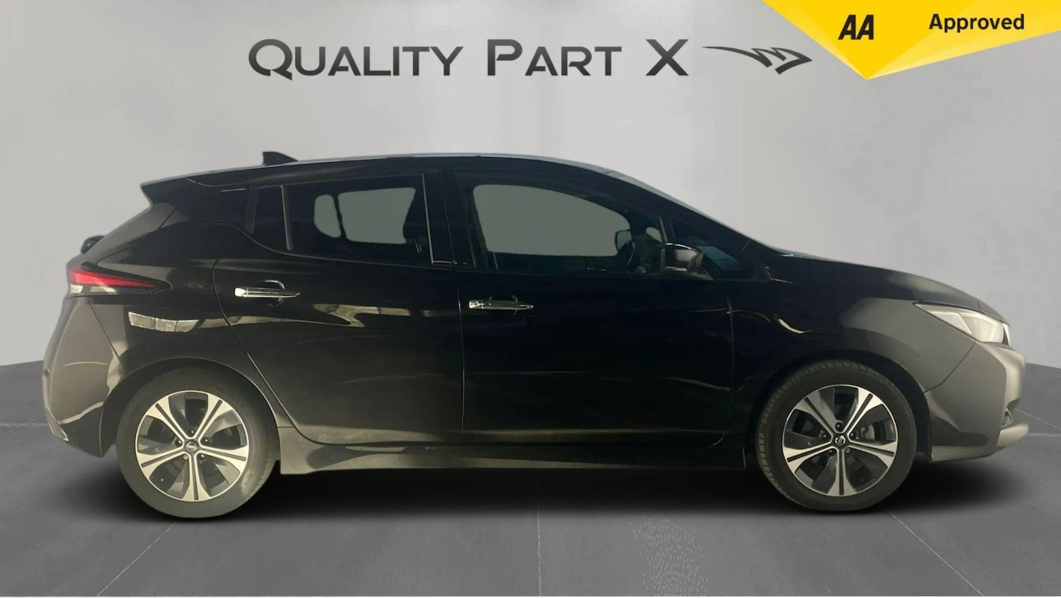 Used Nissan Leaf 2021 for sale - 76073004: Photo 2