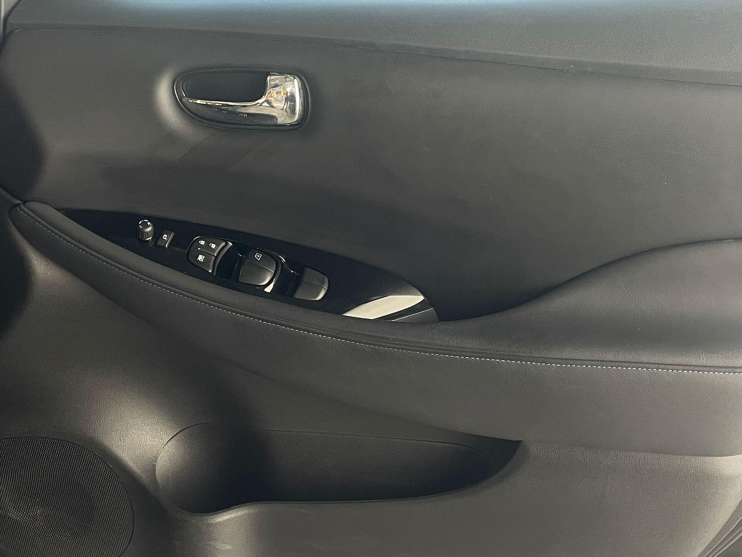 Used Nissan Leaf 2021 for sale - 76073004: Photo 28