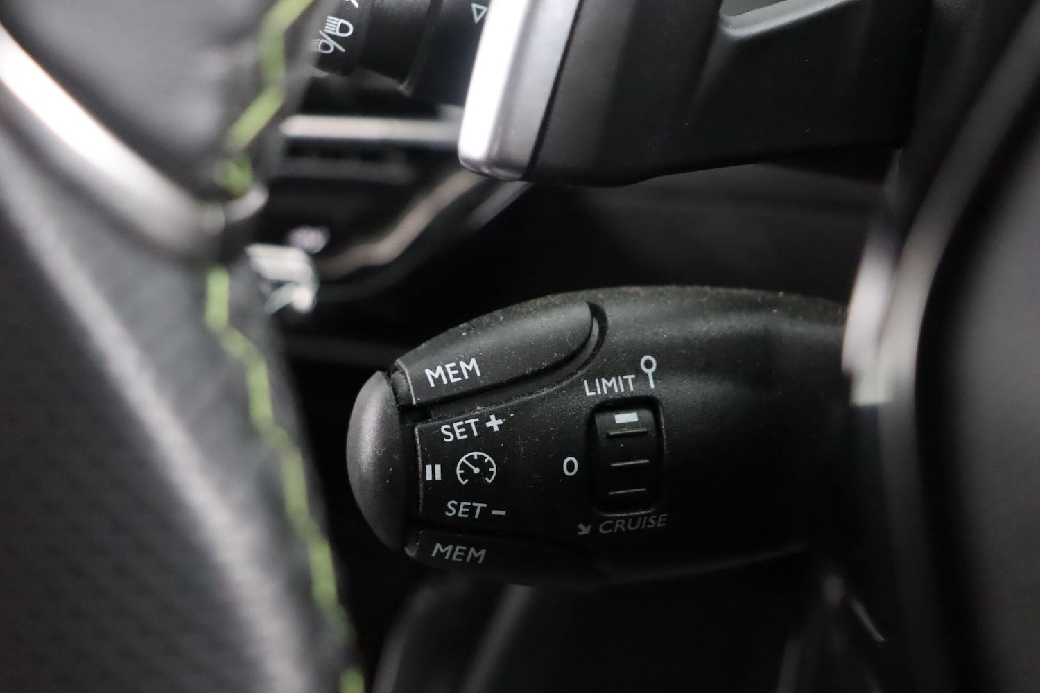 Used Peugeot 2008 2024 for sale - 76823748: Photo 16