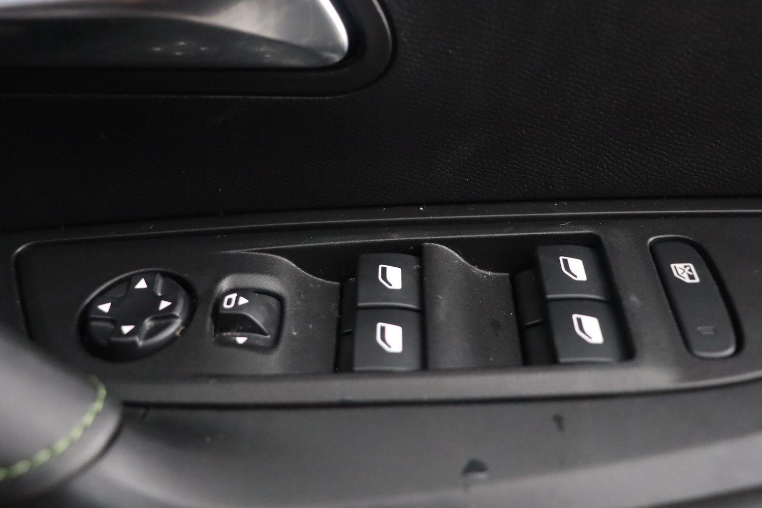 Used Peugeot 2008 2024 for sale - 76823748: Photo 22