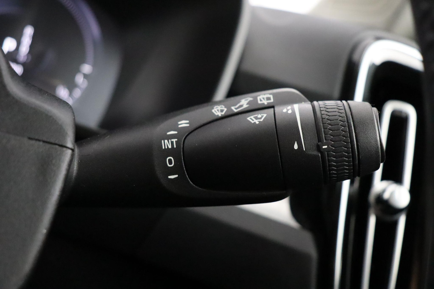 Used Volvo XC40 2021 for sale - 77359235: Photo 19