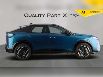 Used Peugeot E-3008 2024 for sale - 78389776: Photo