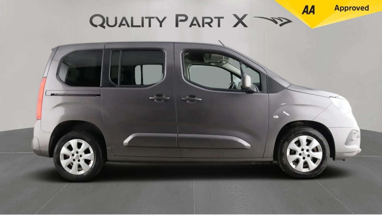 Used Vauxhall Combo Life 2021 for sale - 76701892: Photo 2