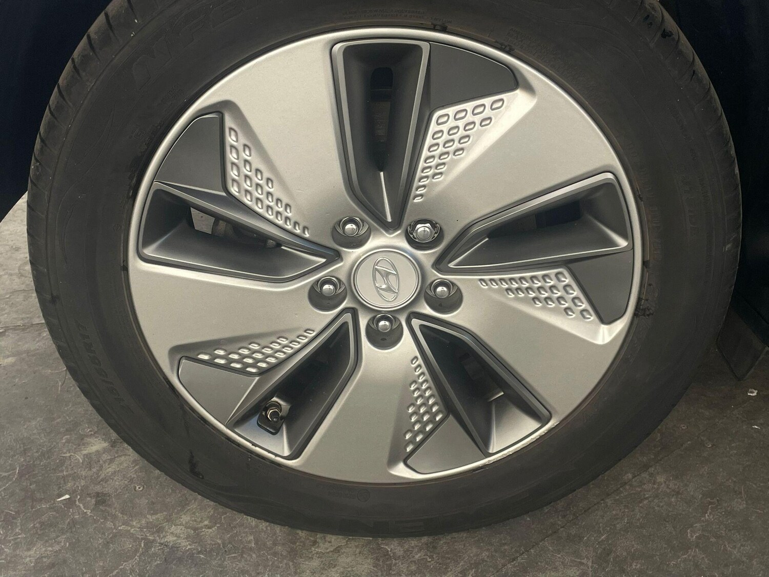 Used Hyundai KONA 2019 for sale - 76072394: Photo 33