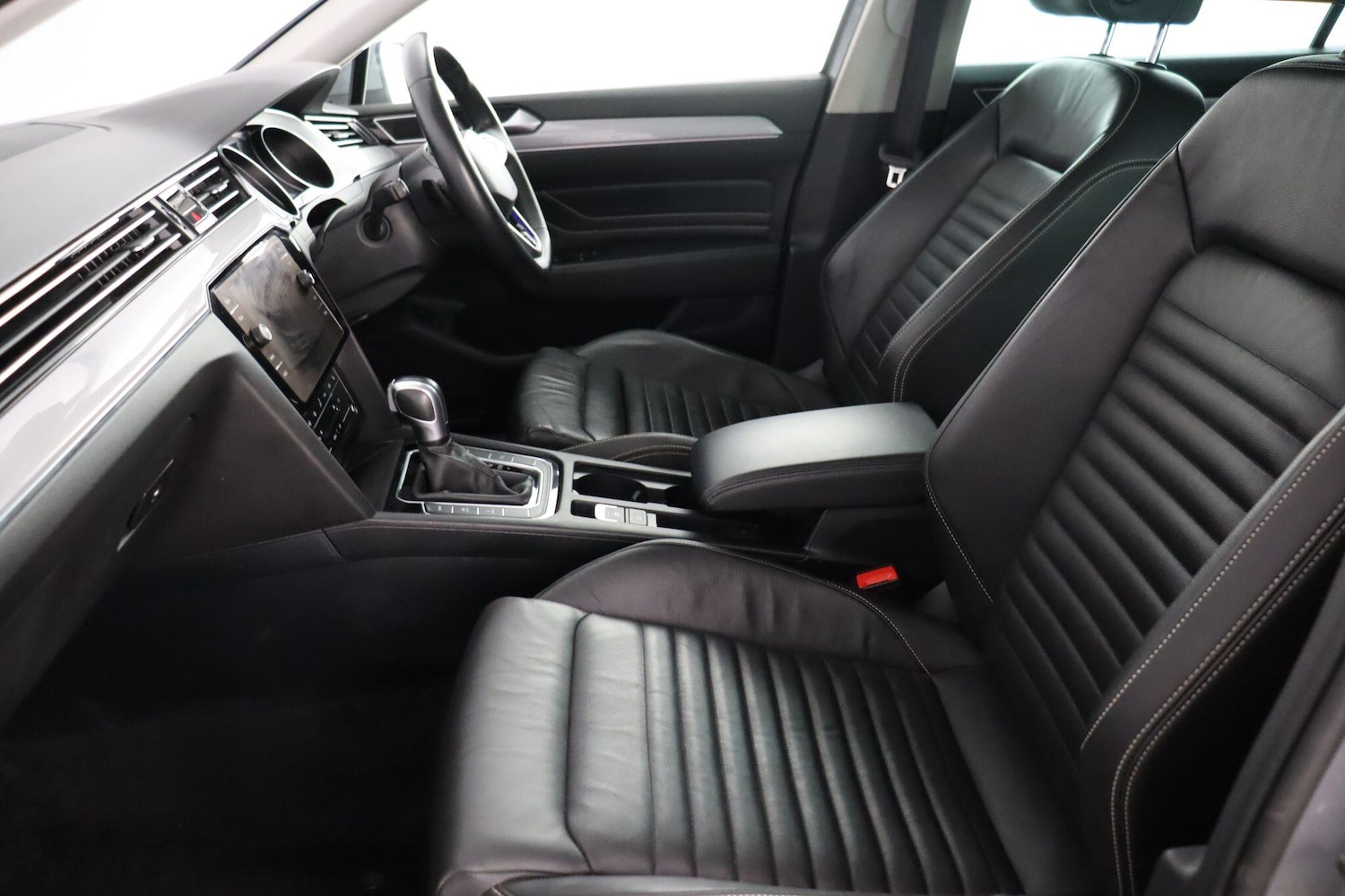 Used Volkswagen Passat 2023 for sale - 78071834: Photo 15