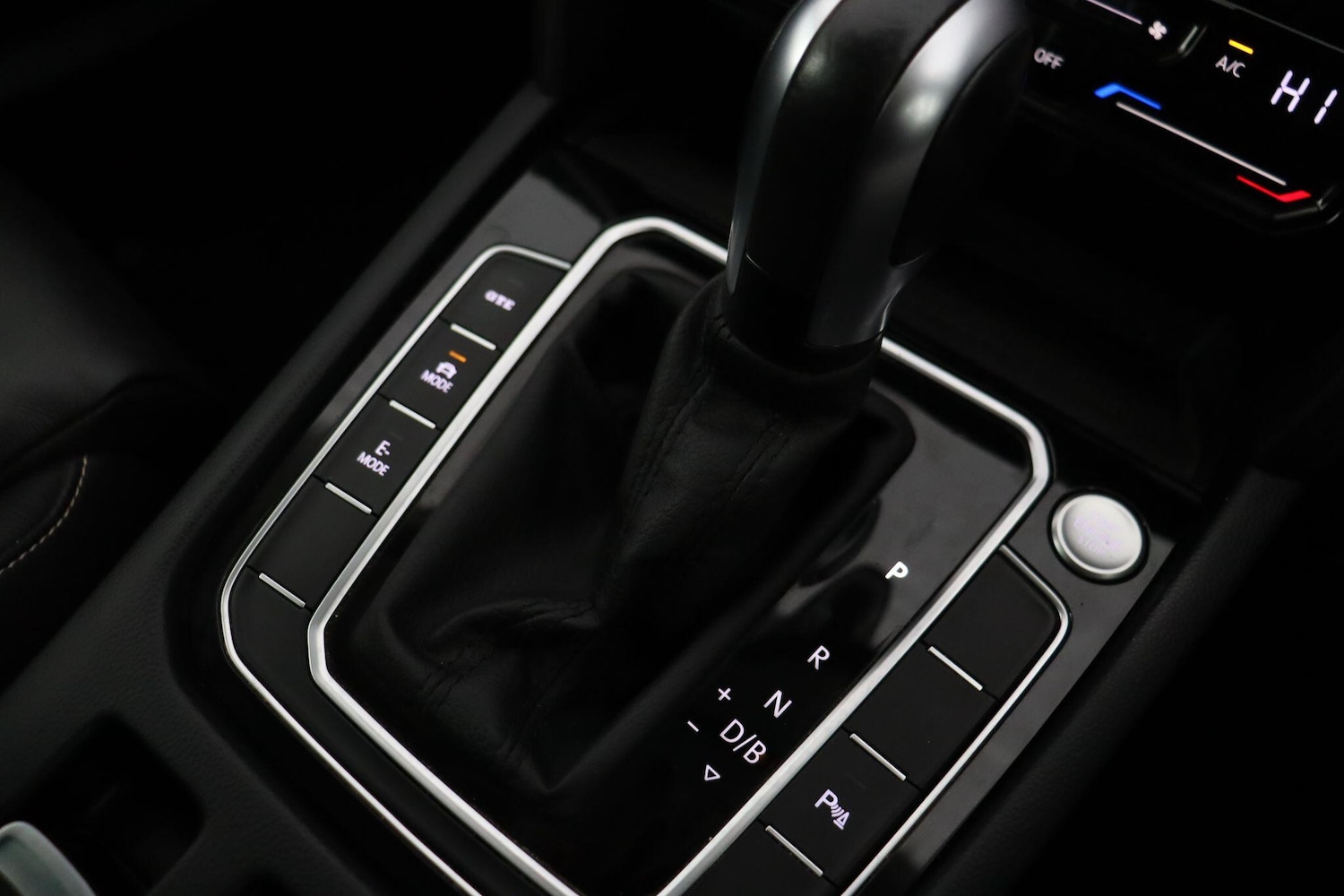 Used Volkswagen Passat 2023 for sale - 78071834: Photo 16