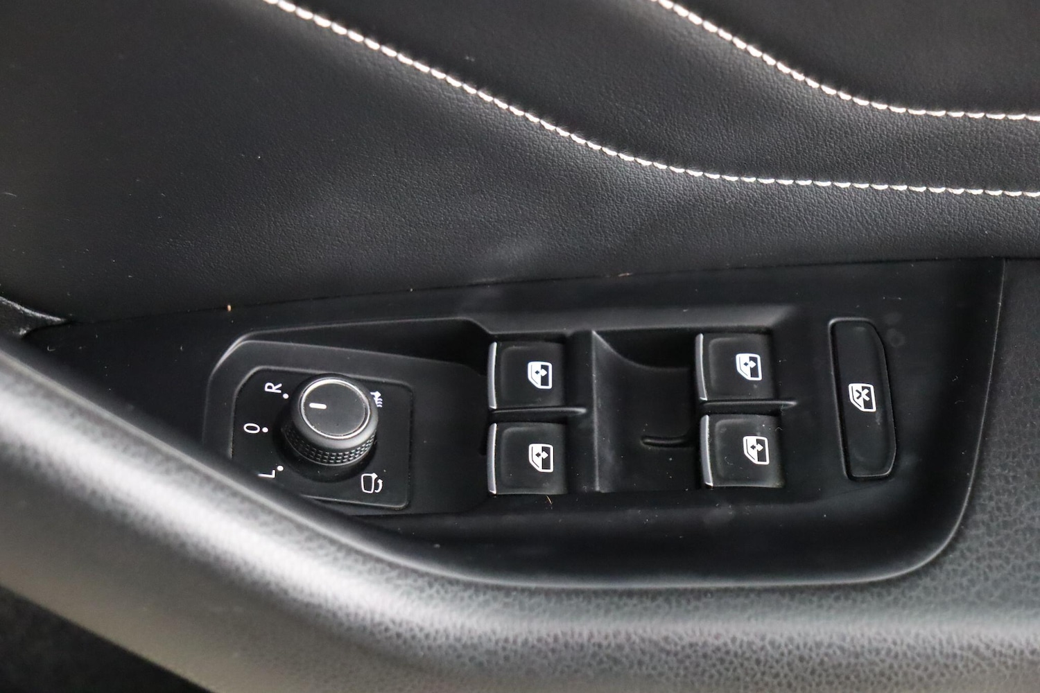 Used Volkswagen Passat 2023 for sale - 78071834: Photo 17