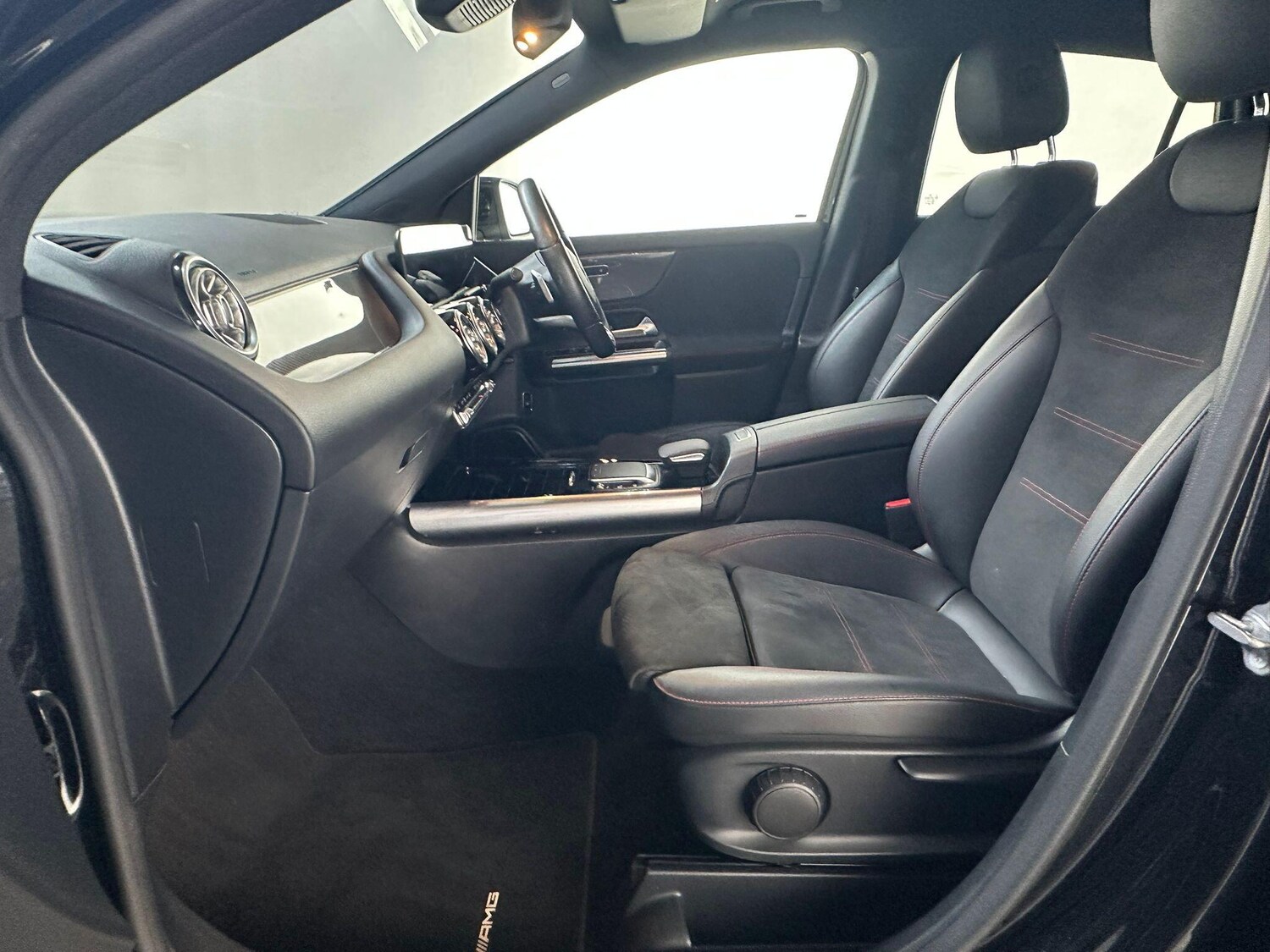 Used Mercedes-Benz GLA 2020 for sale - 76214303: Photo 12