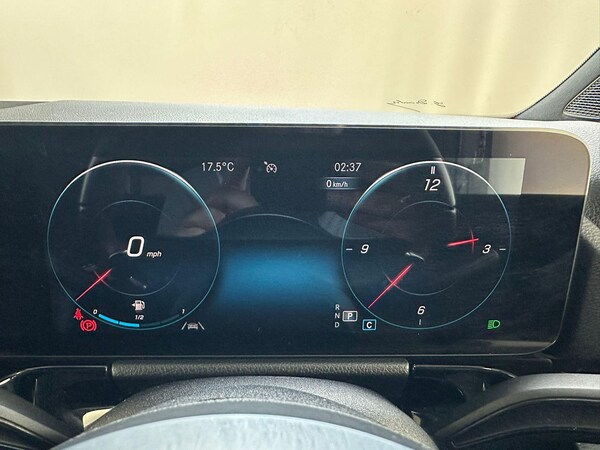 Used Mercedes-Benz GLA 2020 for sale - 76214303: Photo 38