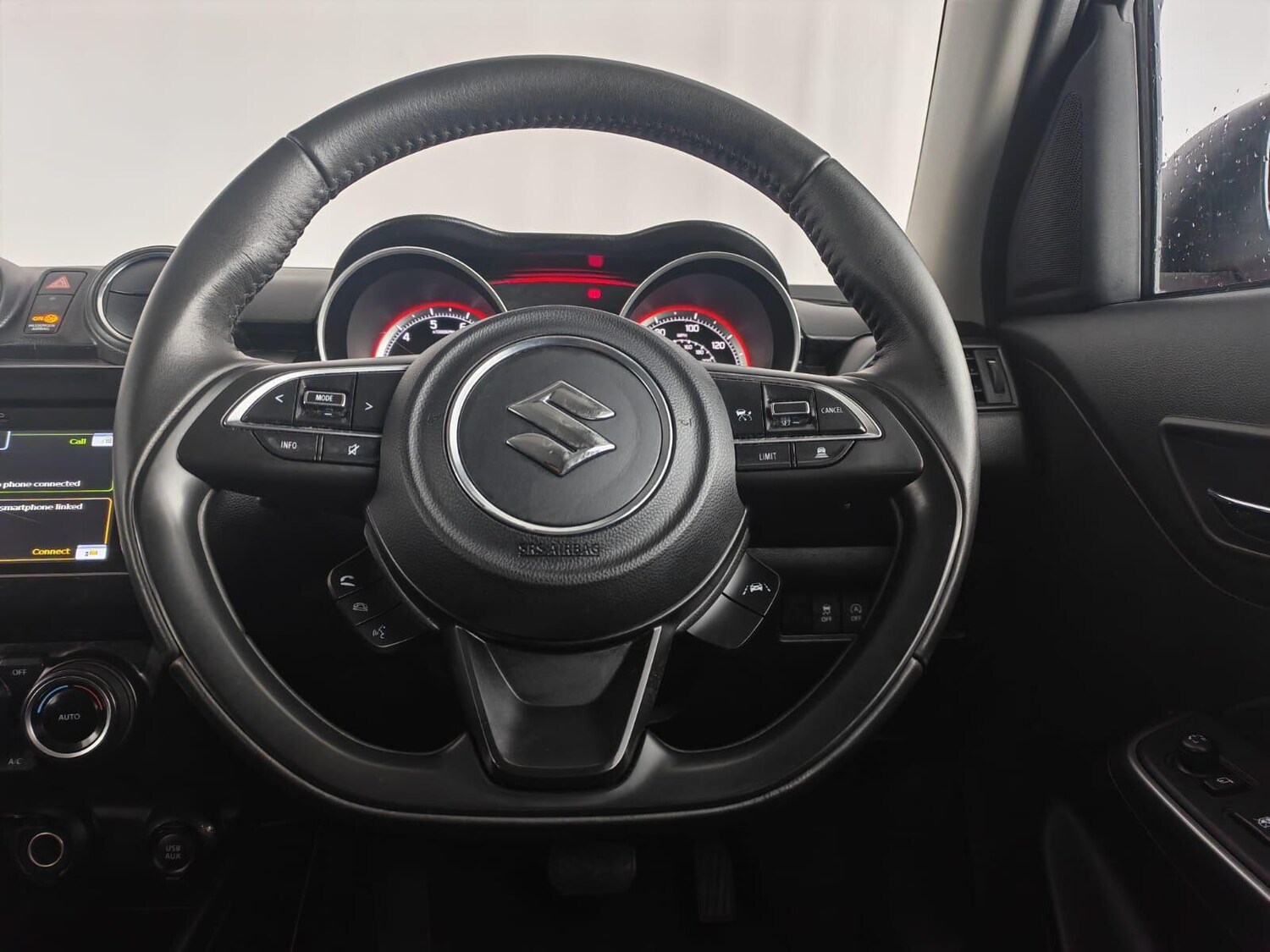 Used Suzuki Swift 2022 for sale - 76561624: Photo 9