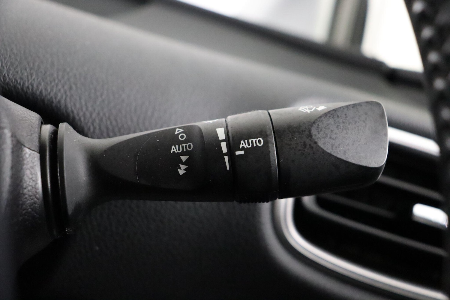 Used Toyota Prius for sale - 77524849: Photo 19