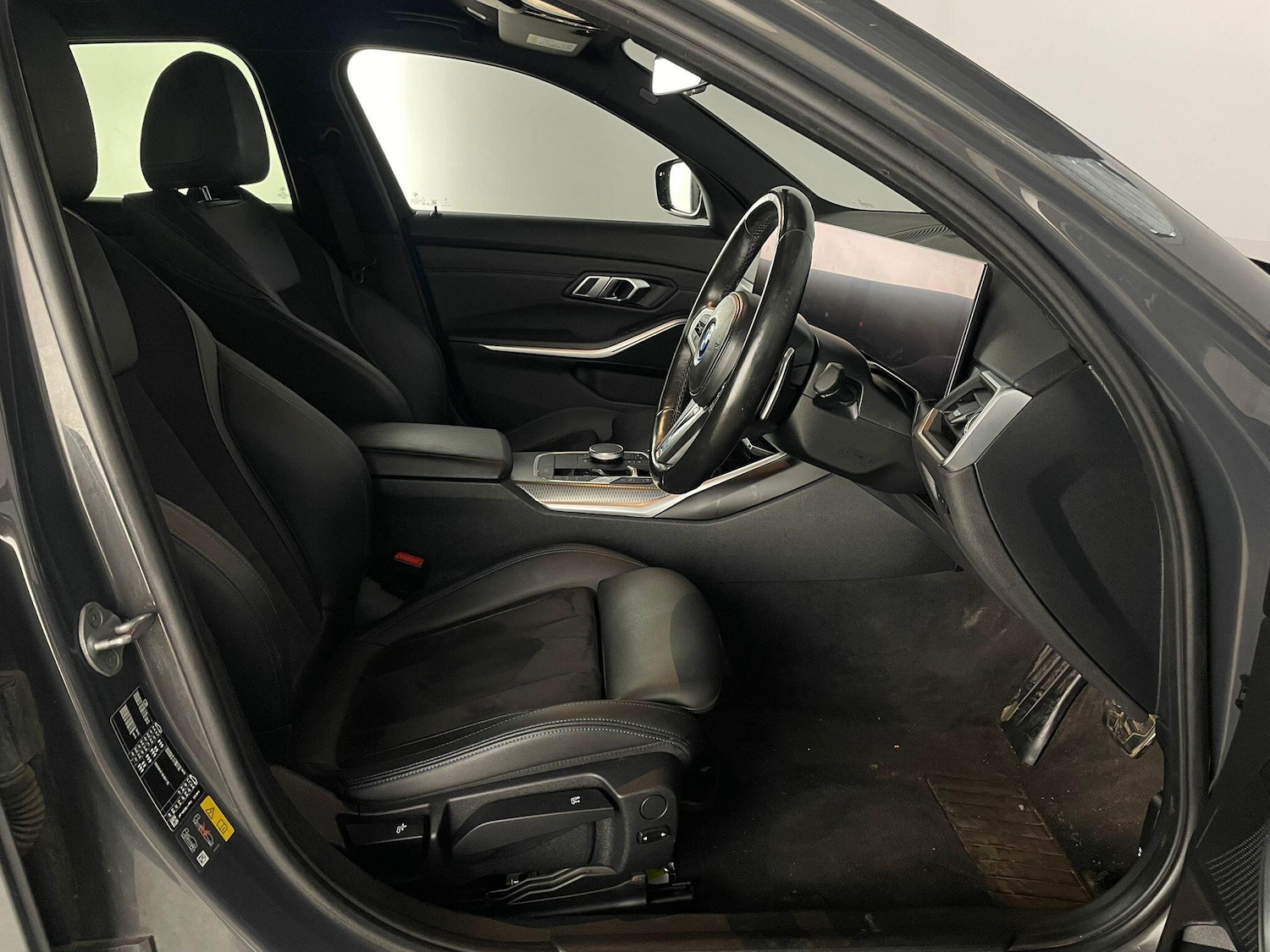 Used BMW 3 Series 2022 for sale - 76349649: Photo 11