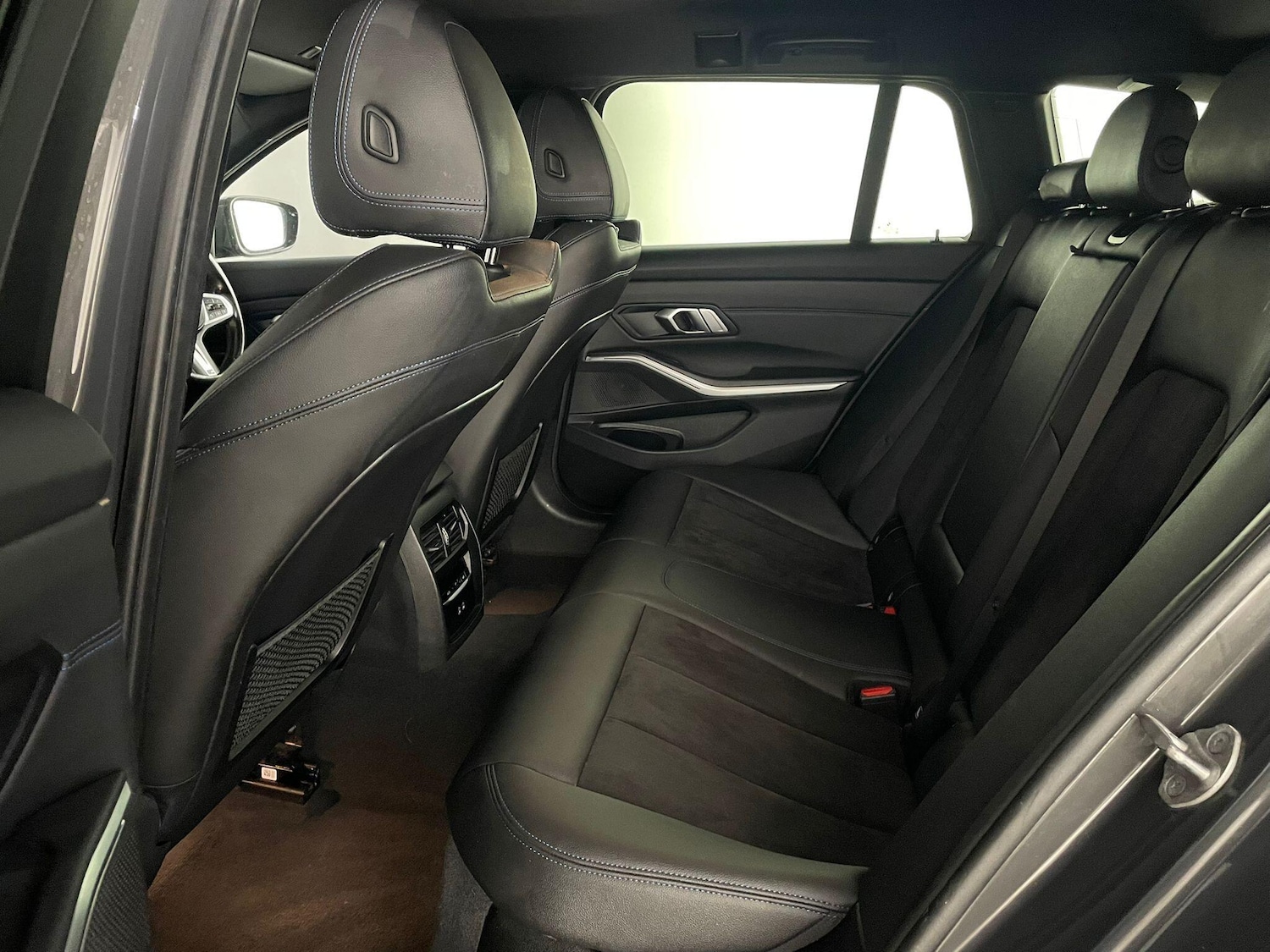 Used BMW 3 Series 2022 for sale - 76349649: Photo 13