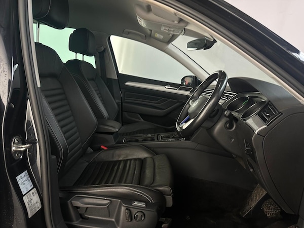 Used Volkswagen Passat for sale - 76270729: Photo 11