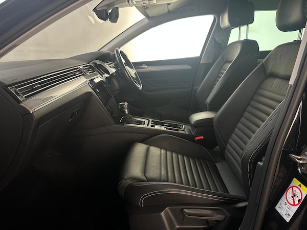 Used Volkswagen Passat for sale - 76270729: Photo 12