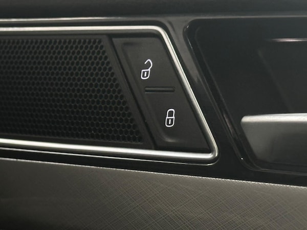 Used Volkswagen Passat for sale - 76270729: Photo 19